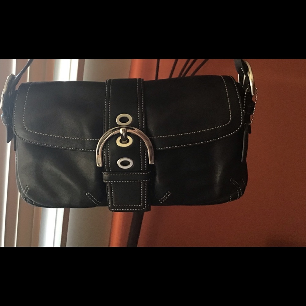 COACH SHOULDER PURSE